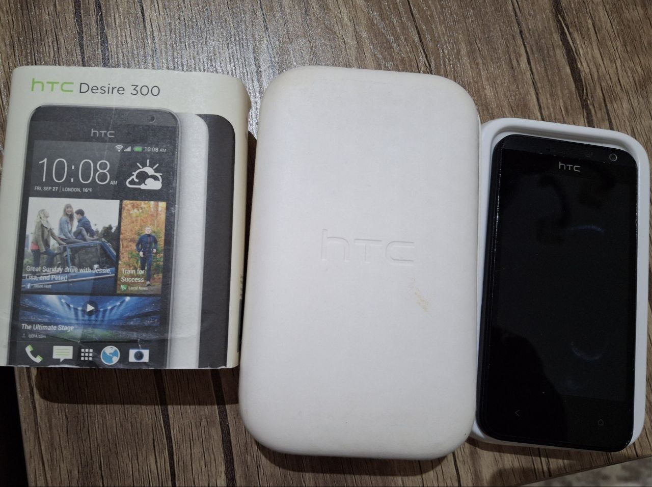 Продам телефон HTC