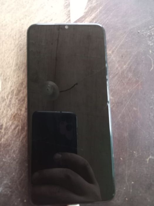 Продам срочно телефон Oppo A78 5G 256 ГБ 8 ядир