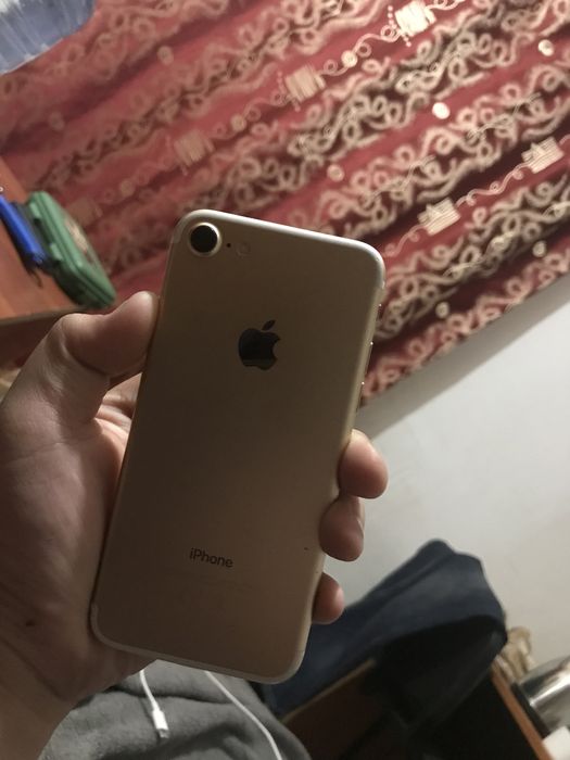 Ipnone 7 в отличном состояний