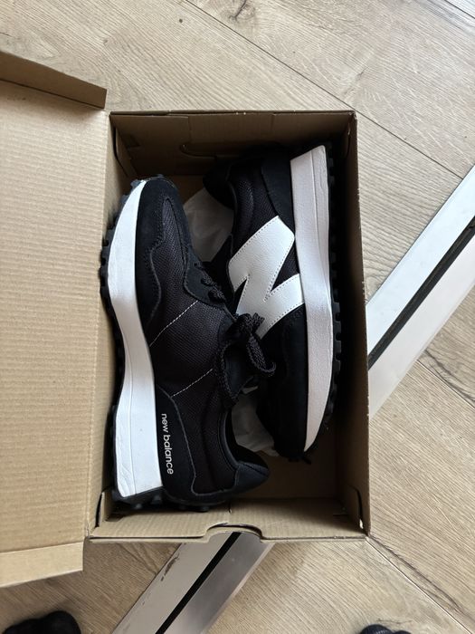 Vand adidasu , marimea 40, pret negociabil