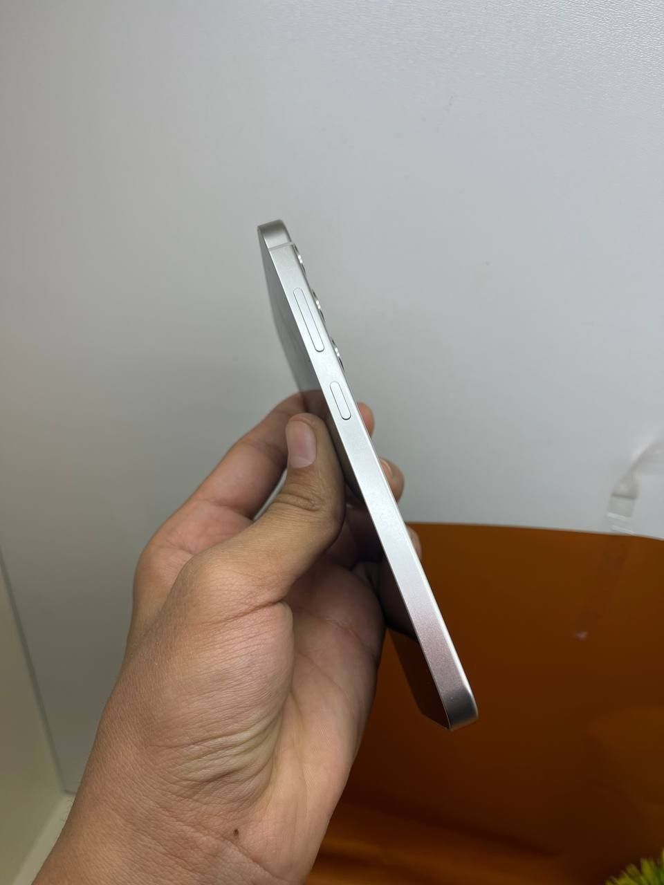 Samsung S24 plus xotirasi 8/256GB