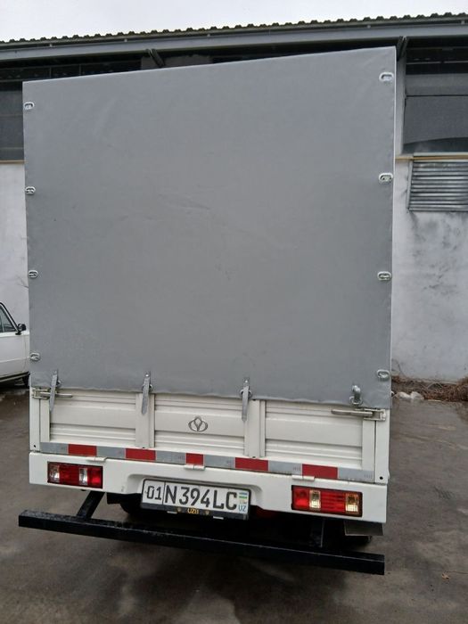 Avto tent ustanofka