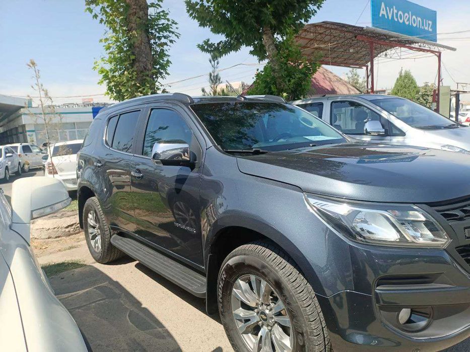 TRAIBLAYZER жипи краскаси тоза холати идиал