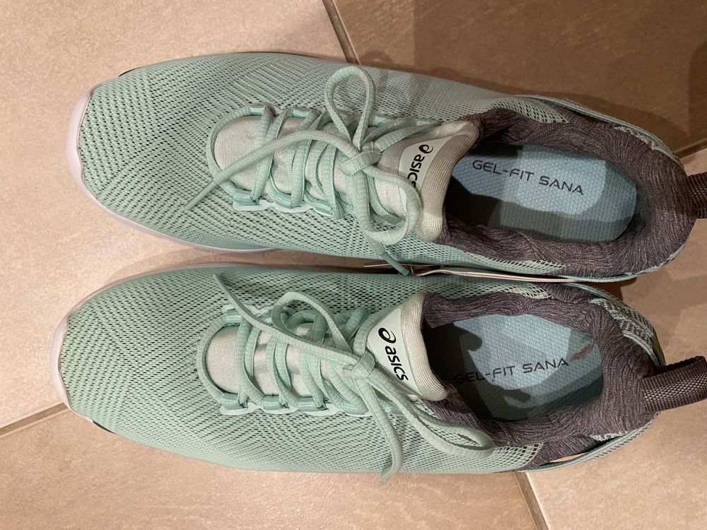Нови Маратонки Asics