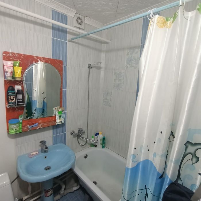 Продам 2 комнатную квартиру в 3 микрорайоне дом 5