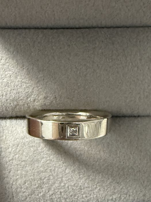 Бриллиантовое кольцо