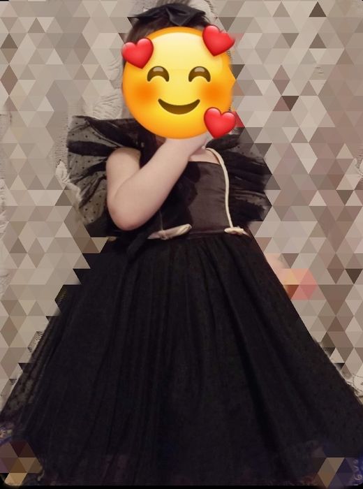 Продам платье праздничные