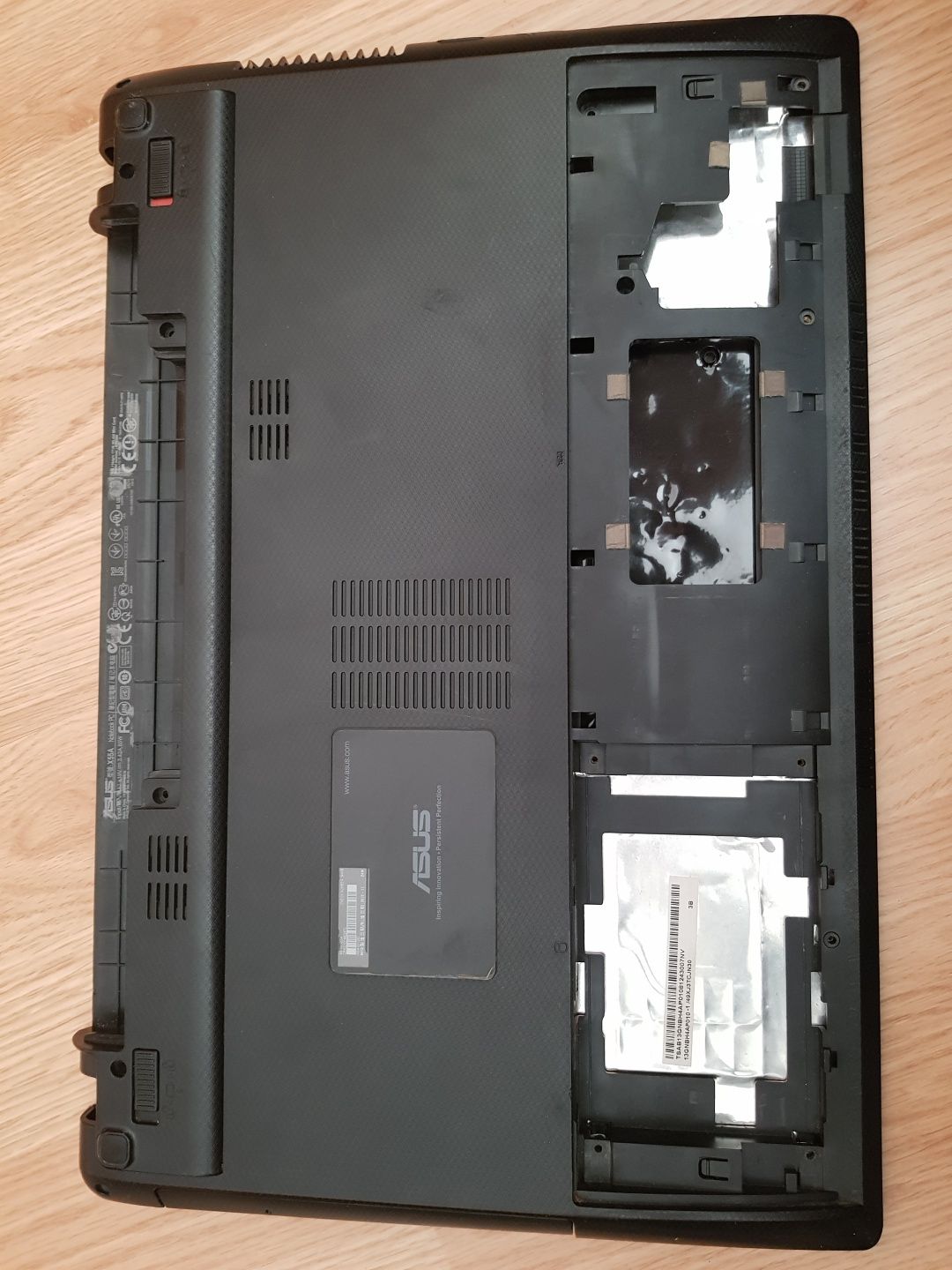 Bottomcase + Topcase cu touchpad Asus X55A