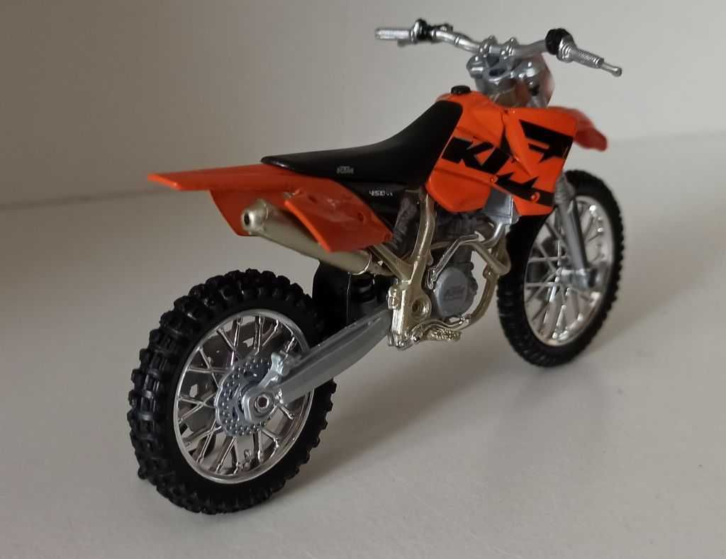 Macheta motocicleta KTM 450 SX Racing - Welly 1/18