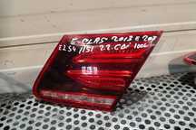 Lampa / Tripla stop dreapta pe capota portbagaj A2079063800 Mercedes-