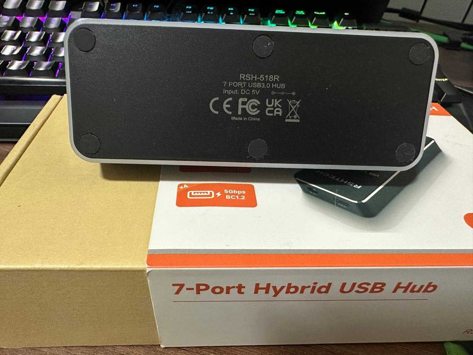 Hub USB 3.2 cu 7 porturi si alimentator 15W