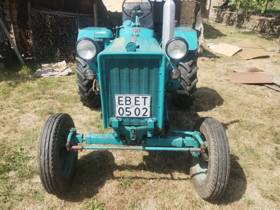 Трактор Зетор Zetor 25