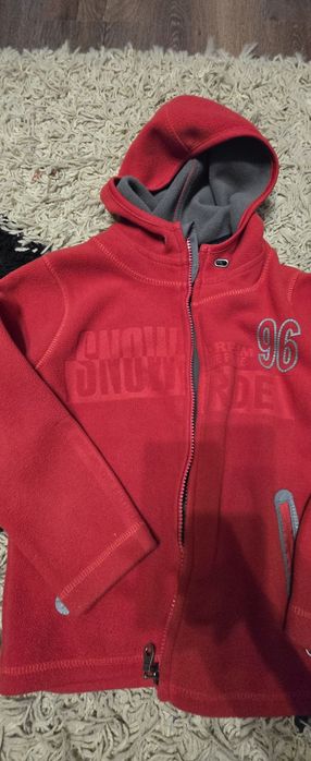 Jacheta roșie 8 ani