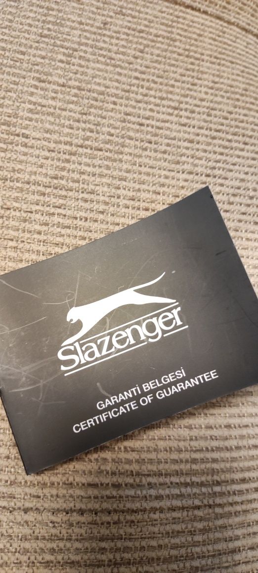 Женские водонепроницаемые часы Slazenger