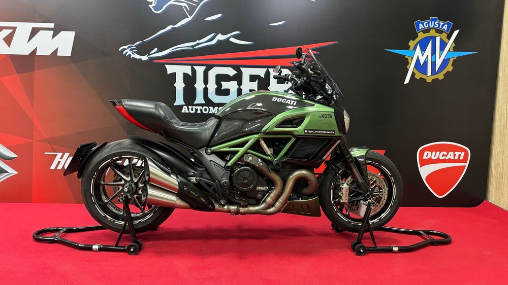 Ducati Diavel1200 Carbon 2015