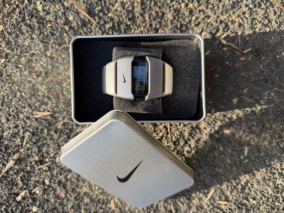 Nike d-line watch