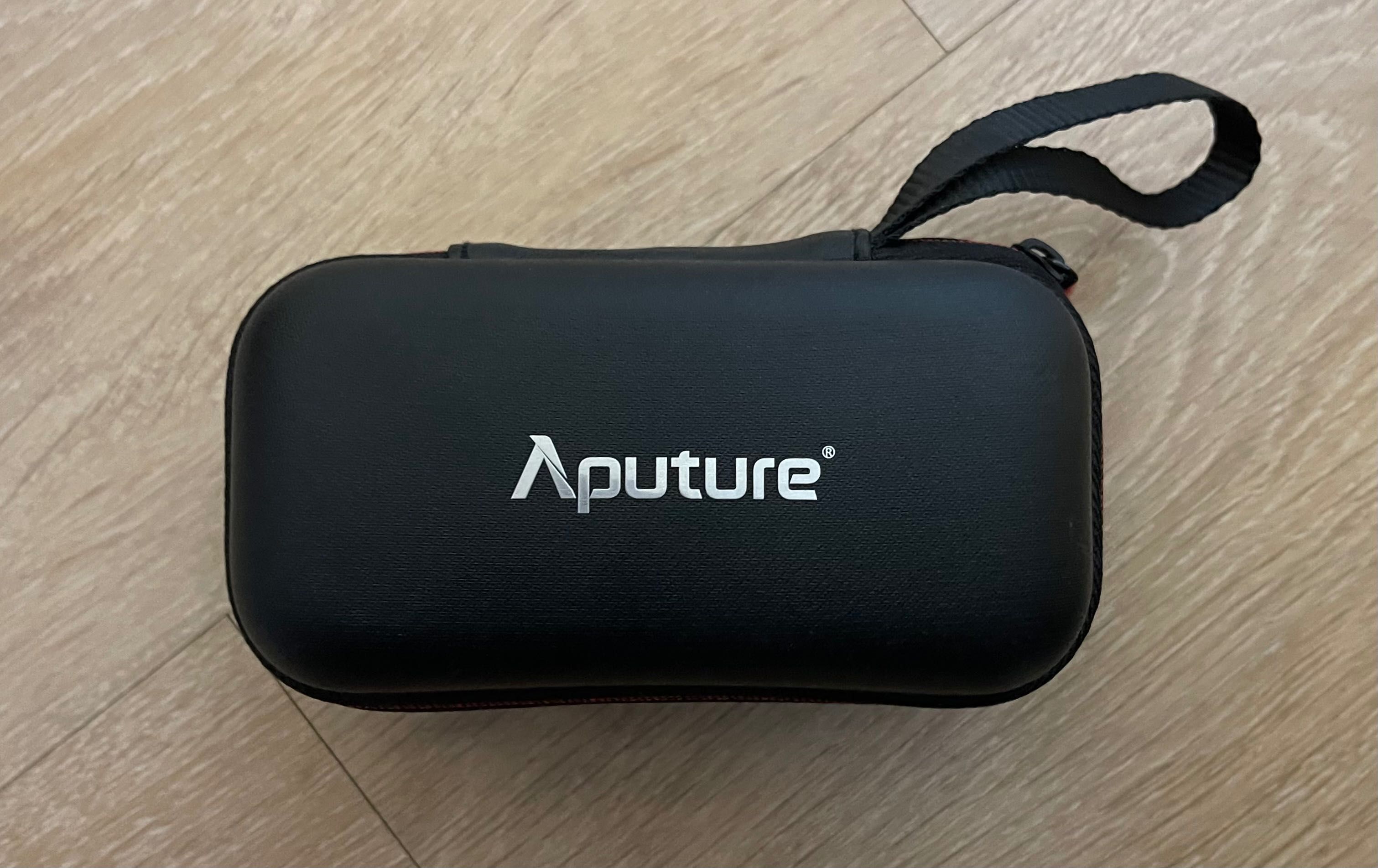 осветление Aputure Amaran AL-MW LED Lighting