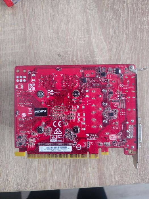 Vând 2 Placi GTX1050TI, o placa de baza și o sursa de 650