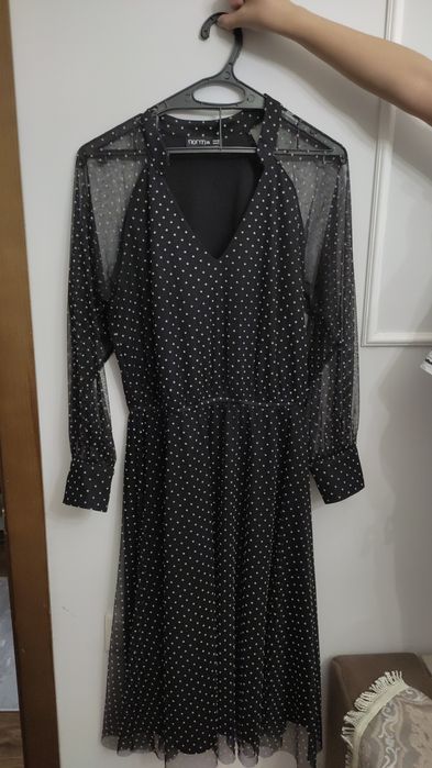 Продам платье 48 размера  norm