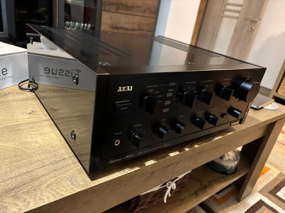 Akai AM 73 Reference Master