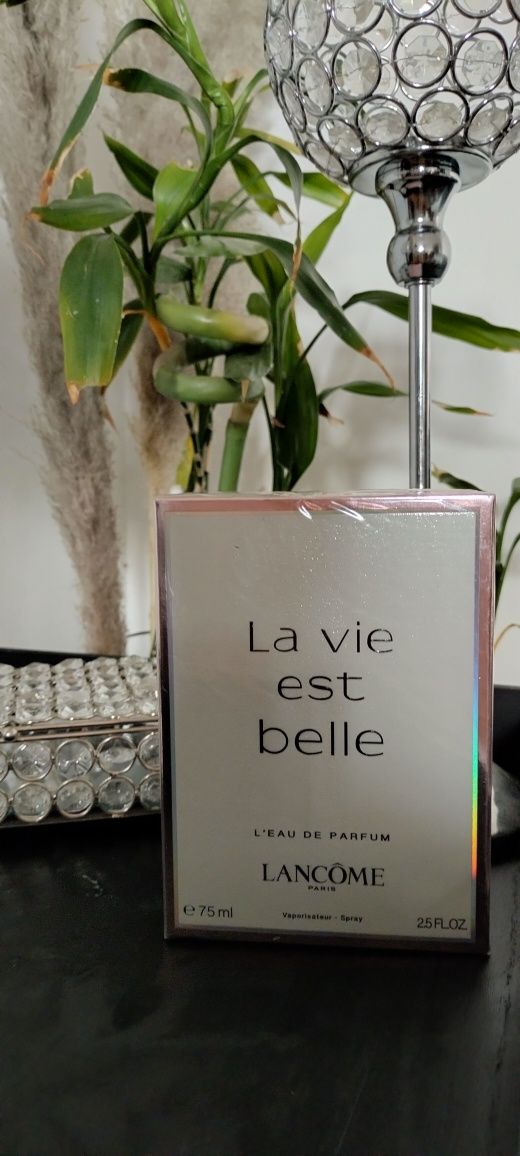 Parfum Lancome la vie est belle / Armani Si