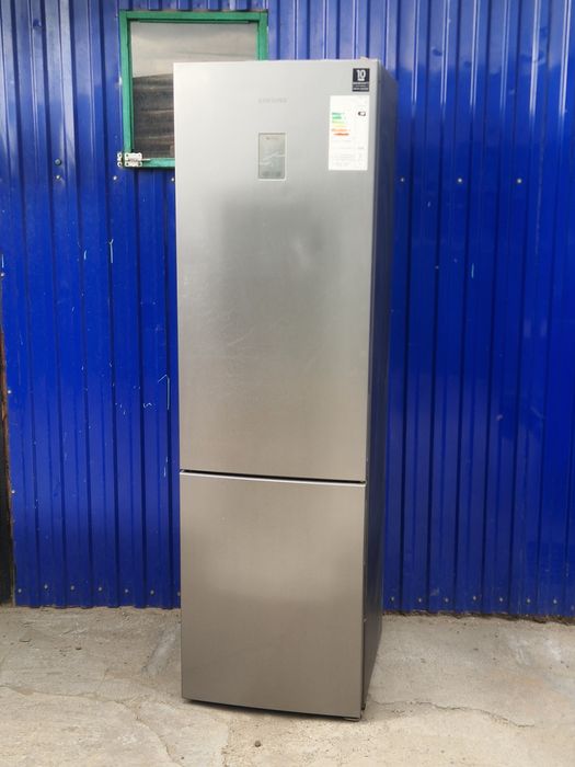 Холодильник Самсунг No Froct