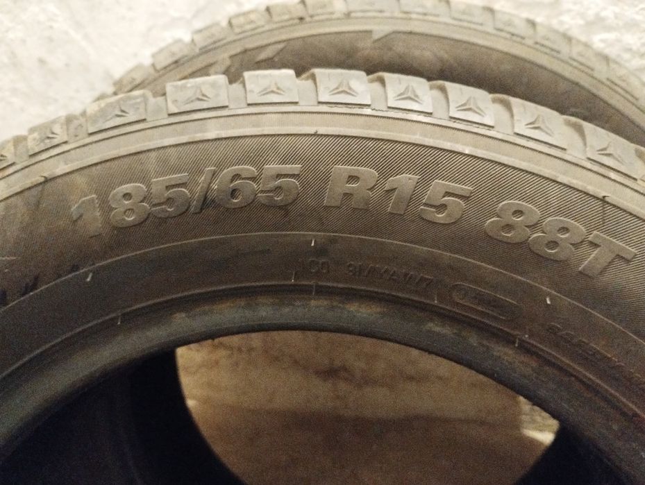 Vând cauciucuri de iarna.