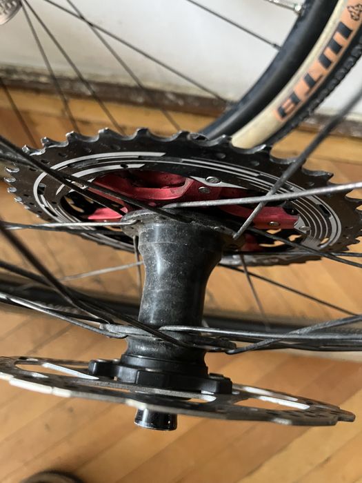 Dt swiss 470db roti gravel