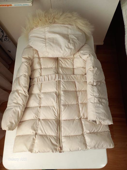 Продается пальто детское для девочек на 3-4 года