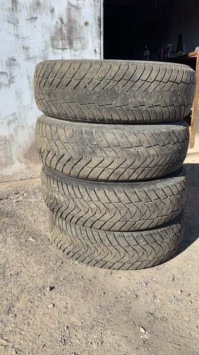 Шина зимный продам