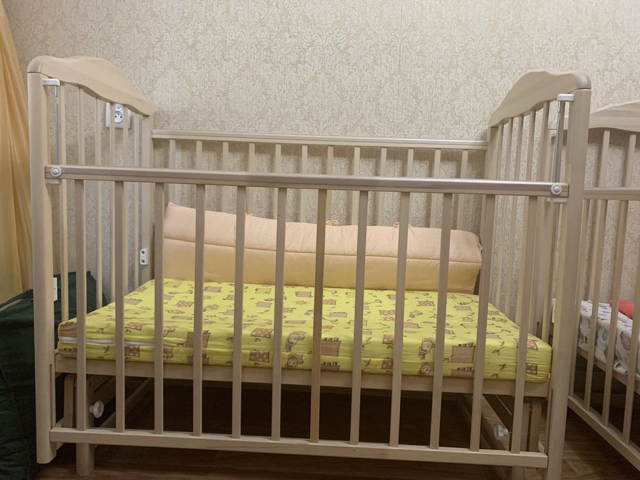 Продам детскую кроватку