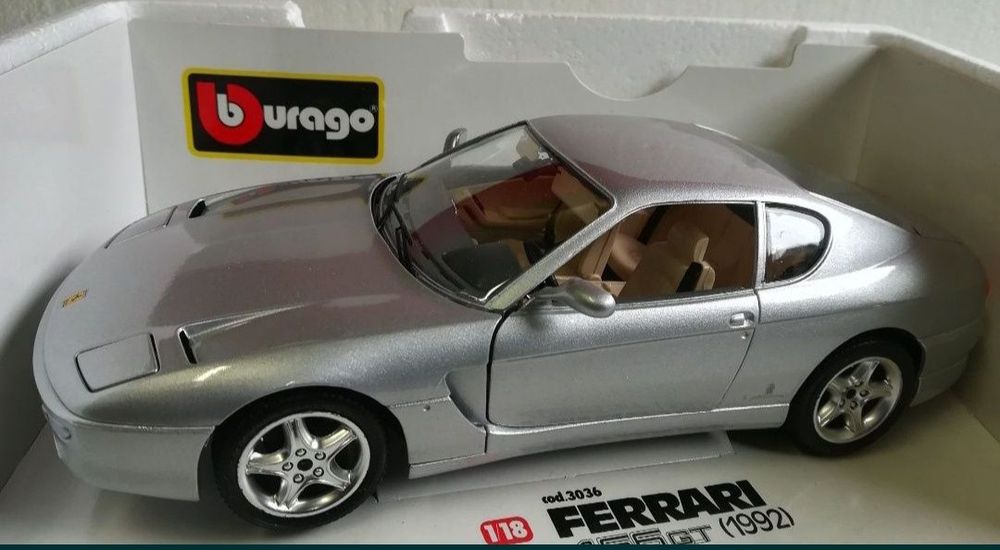 Ferrari GT 456 bburago 1:18
Scara 1:18
Bburago

Pozele reflectă realit