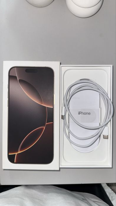 Продаю iphone 16 pro max