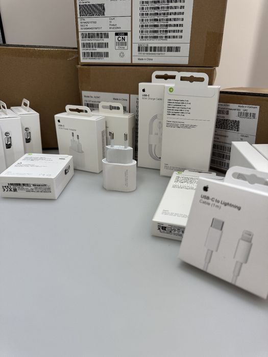 Оригинальная зарядка на Iphone