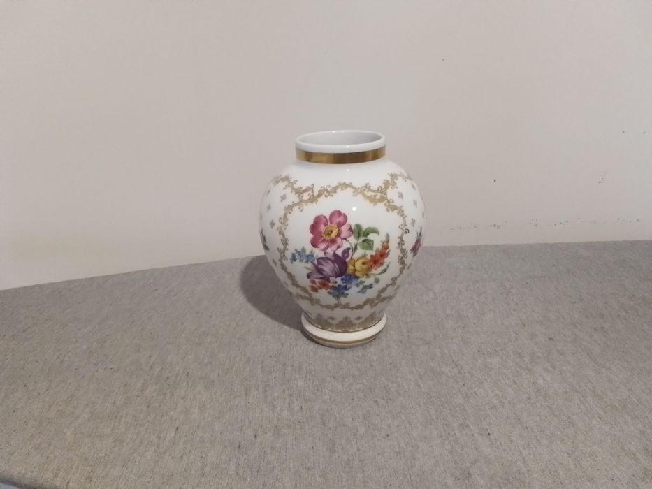 Антикварный кувшин позолоченный