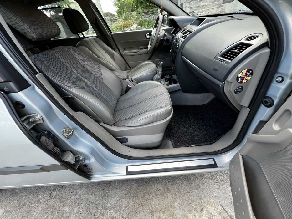 Renault Megane 1.6 16V LUXE, Keyless, Xenon, Подгрев
