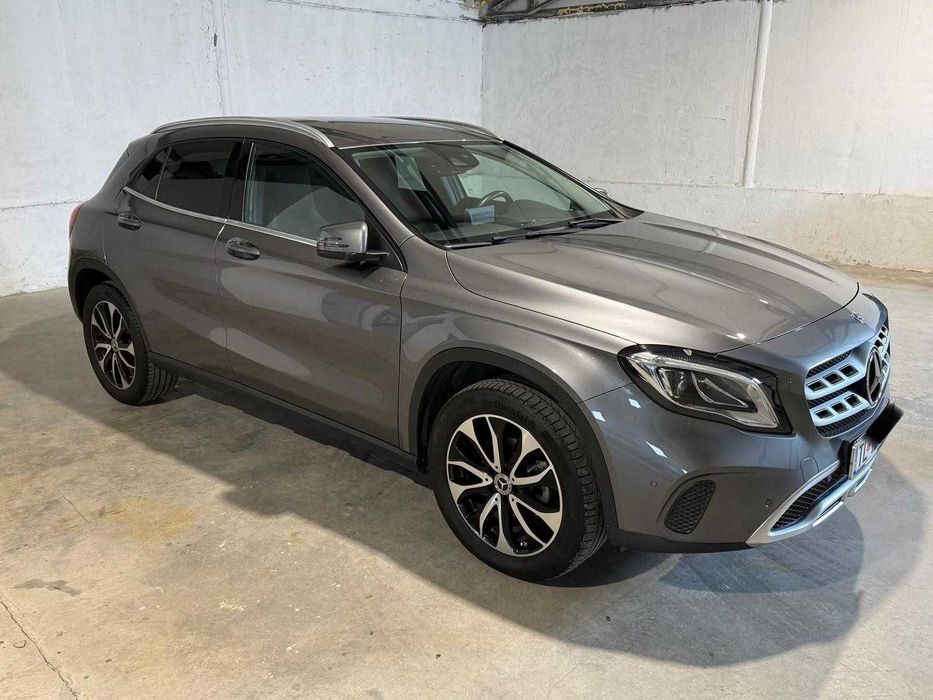 Vand Mercedes-Benz GLA 180