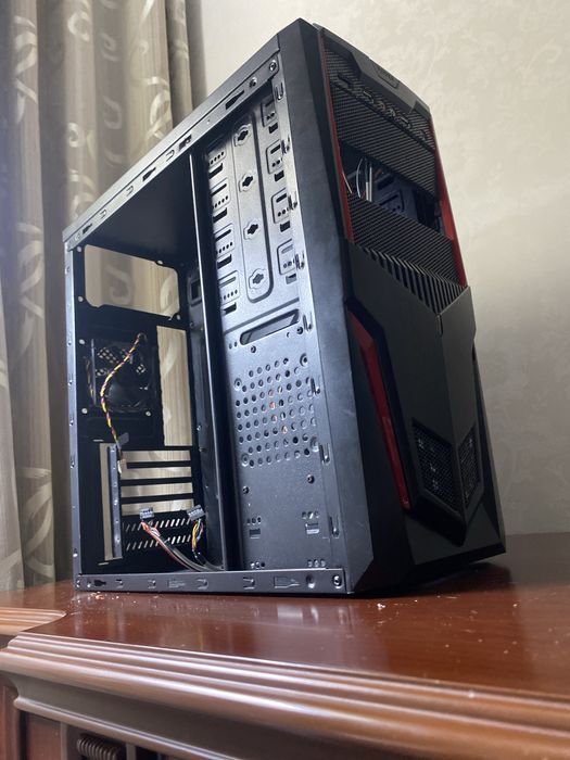 Корпус пк в не очень состоянии