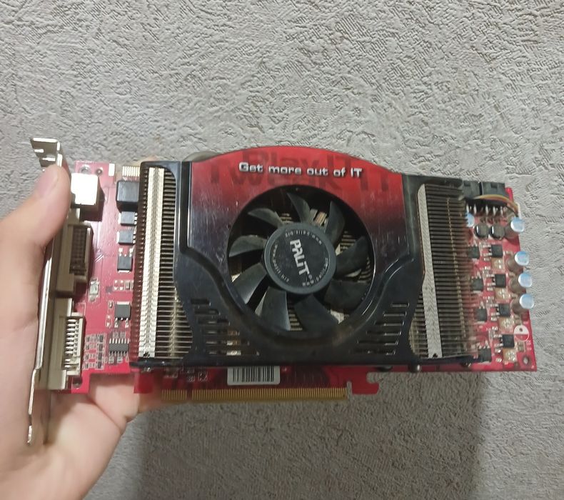 Palit GeForce 9800 GTX+.