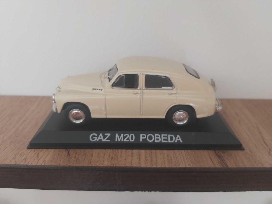 Macheta metalica colectie Gaz M20 Pobeda scara 1/43 (Masini legenda)