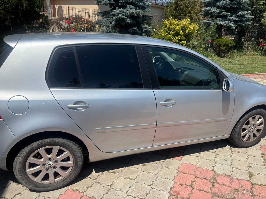 VW Golf 1,9TDI seria5