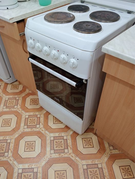 Кухонная электрическая плита