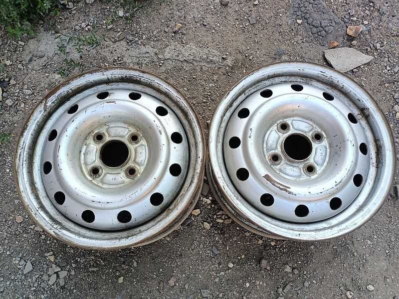 Продам металлические диски на автомашину Honda