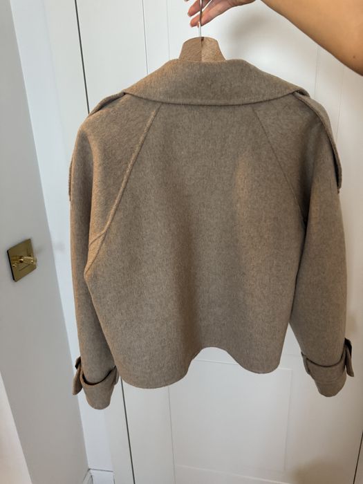 Зимно късо яке Massimo Dutti