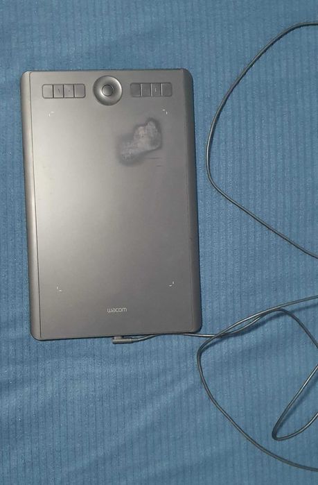 Tableta grafica Wacom Intuos Pro PTH-660