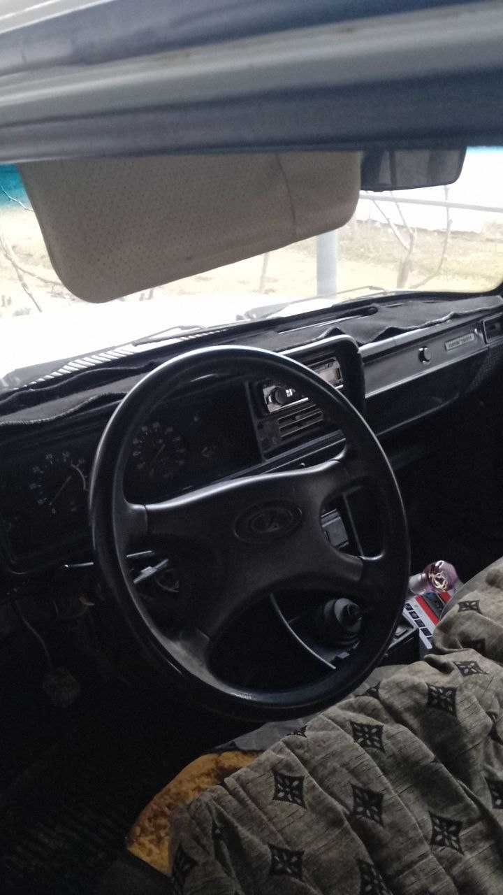 Vaz 2107 sotiladi
