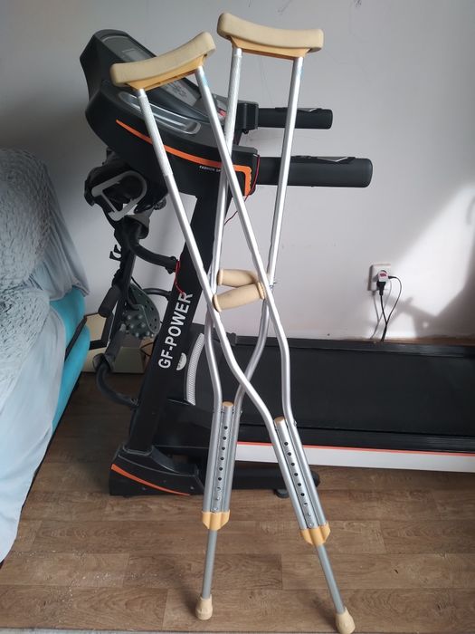 Костыли почти новые.