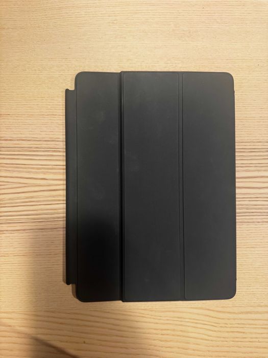 Husa cu tastatura pentru iPad 10.2” (2021) 9th Generation