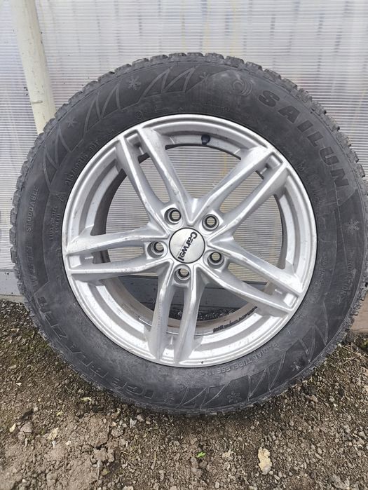 Продам диск и шины в комплекте зимные почти новые