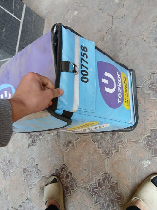 Uzum sumkalari holatlari yaxshi 3 dona bor